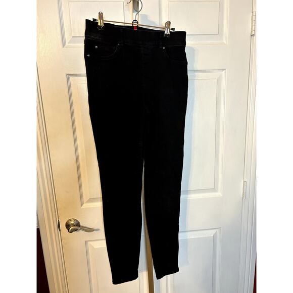 SPANX by Sara Blakely Pull On Skinny Jeans, Black, Med/Tall - Picture 1 of 3